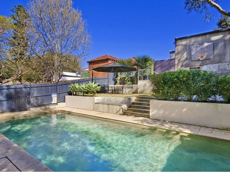 108 Tenterden Road, Botany NSW 2019