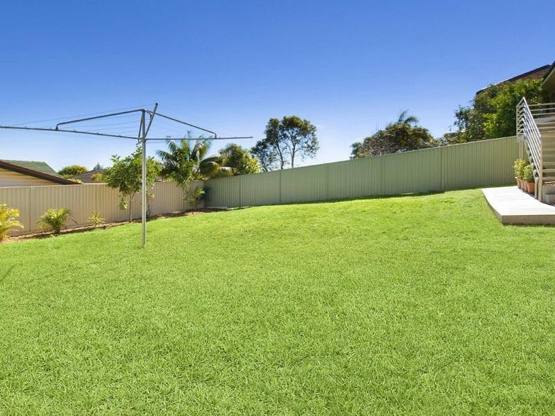 70 Lasseter Avenue, Chifley NSW 2036