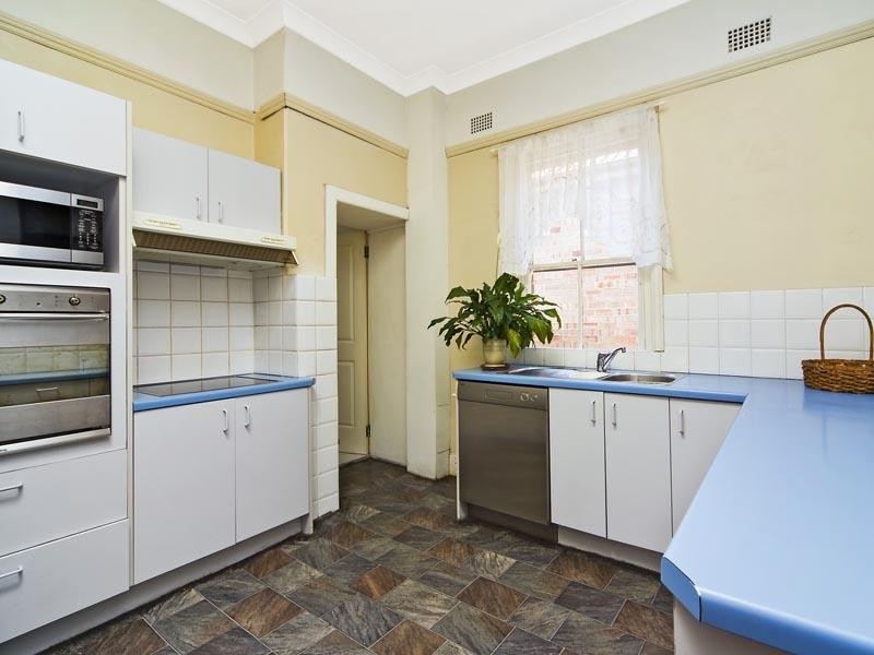 24 Edgehill Avenue, Botany NSW 2019