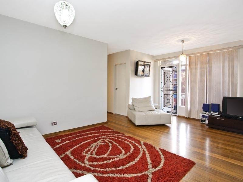 6/2 Gray Street, Eastlakes NSW 2018