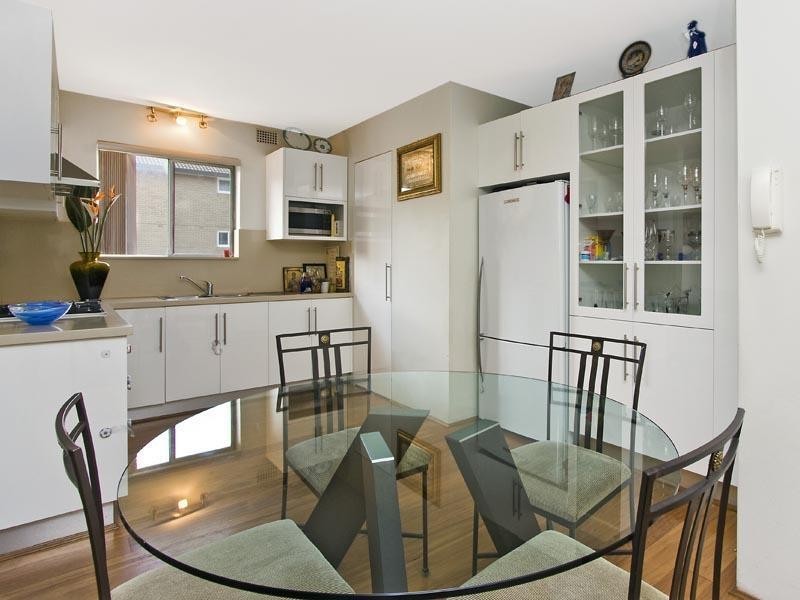 6/2 Gray Street, Eastlakes NSW 2018