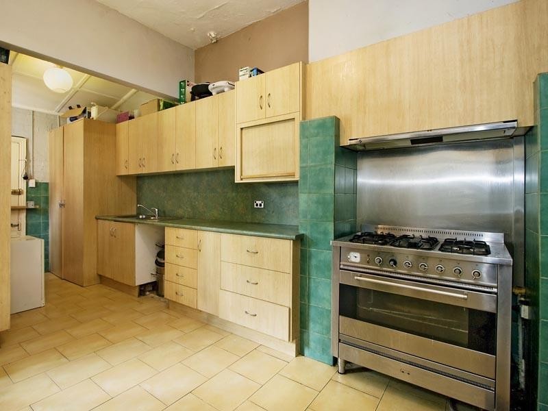 37 Anzac Parade, Kensington NSW 2033