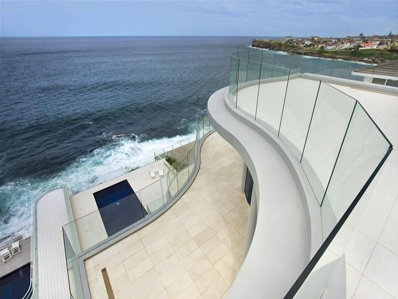 1 Seaside Parade, Coogee NSW 2034