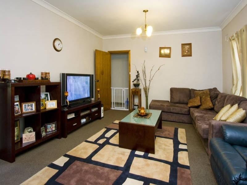 31 Trevelyan Street, Botany NSW 2019