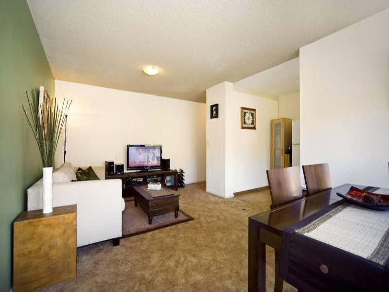 7/6 Barber Avenue, Eastlakes NSW 2018