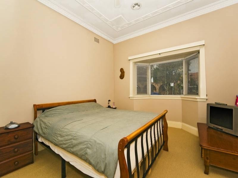 15 Macintosh Street, Mascot NSW 2020