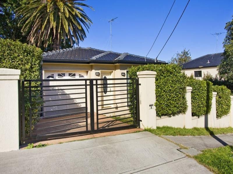 3 Hall Street, Chifley NSW 2036