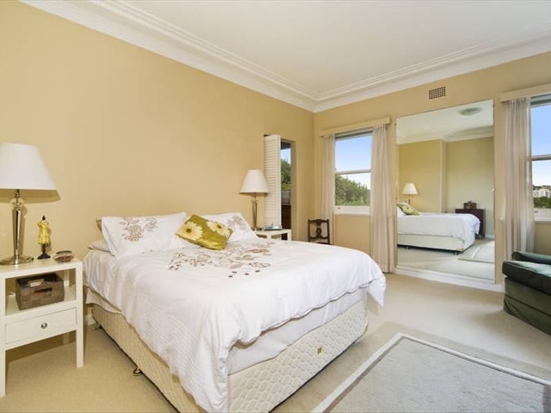 5a Tunstall Avenue, Kensington NSW 2033