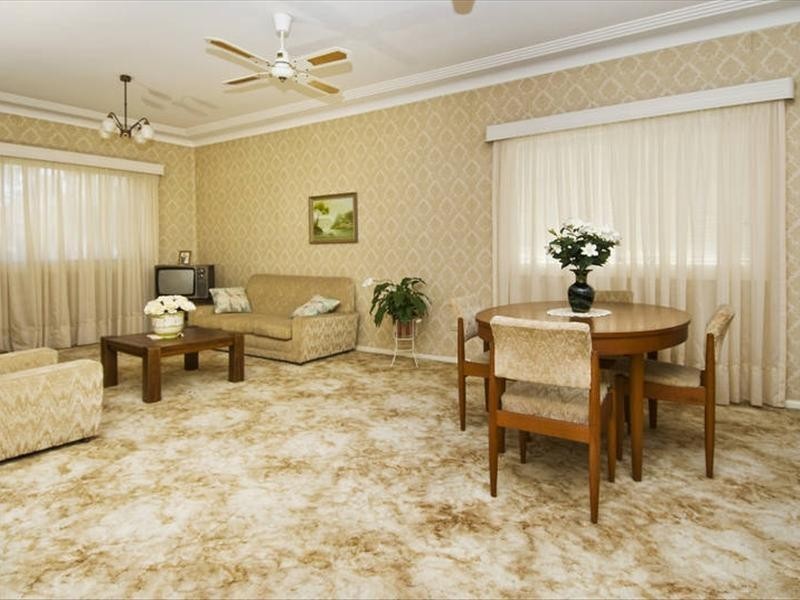 3 Robinson Street, Eastlakes NSW 2018