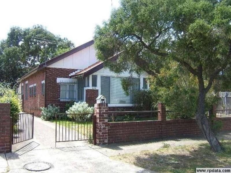 124 Harcourt Parade, Rosebery NSW 2018