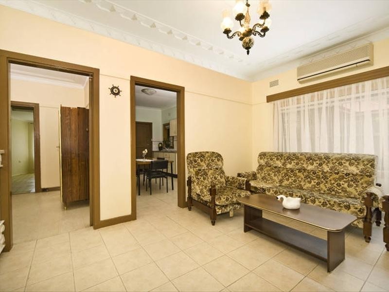 12 Miles Street, Mascot NSW 2020