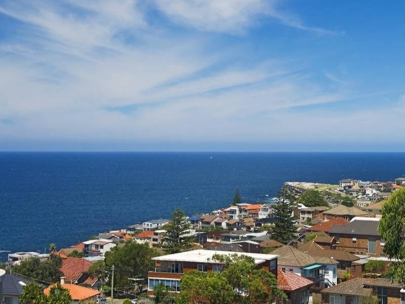 15 Evelyn Street, South Coogee NSW 2034