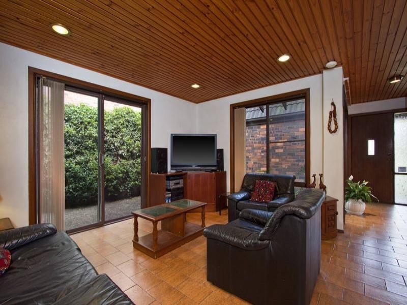 11 Henning Avenue, South Coogee NSW 2034