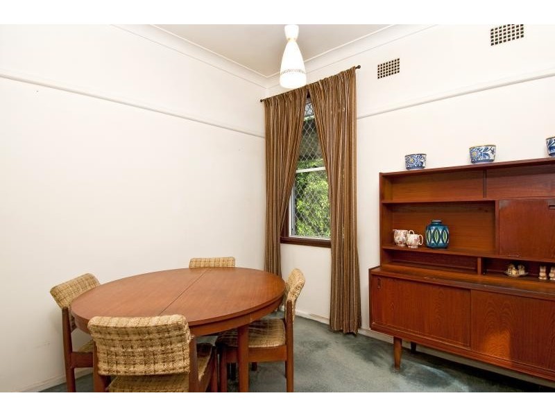 1359 Anzac Parade, Chifley NSW 2036