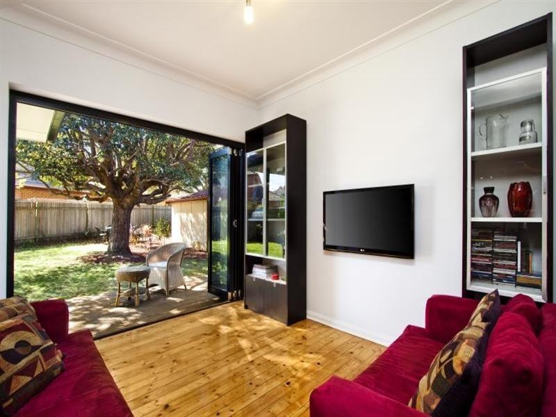 8 Pozieres Avenue, Matraville NSW 2036