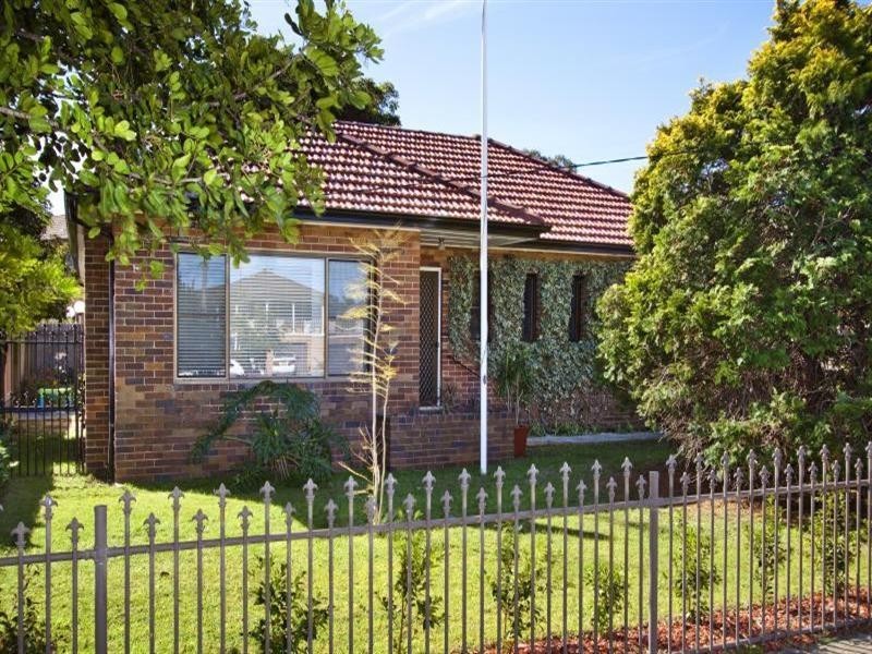 8 Pozieres Avenue, Matraville NSW 2036