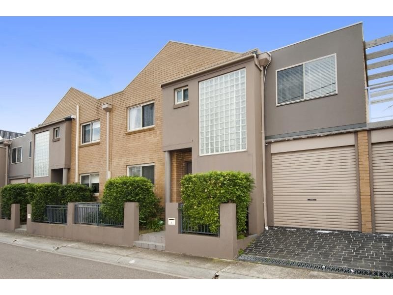 2/98-100 Garden Street, Maroubra NSW 2035