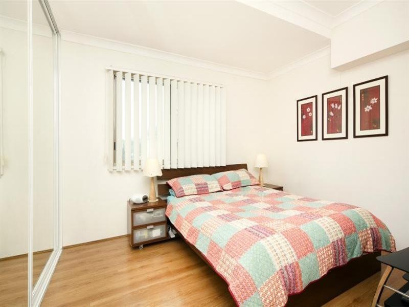 12/8 Macintosh Street, Mascot NSW 2020