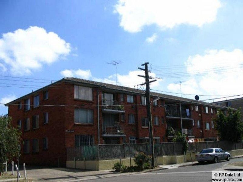 18/12 Evans Lane, Eastlakes NSW 2018