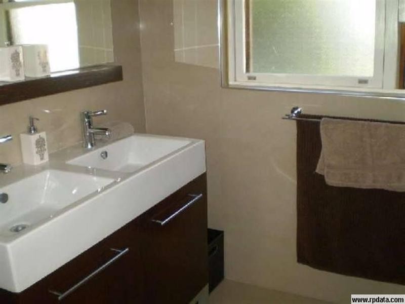 10 Allawah Avenue, Carss Park NSW 2221