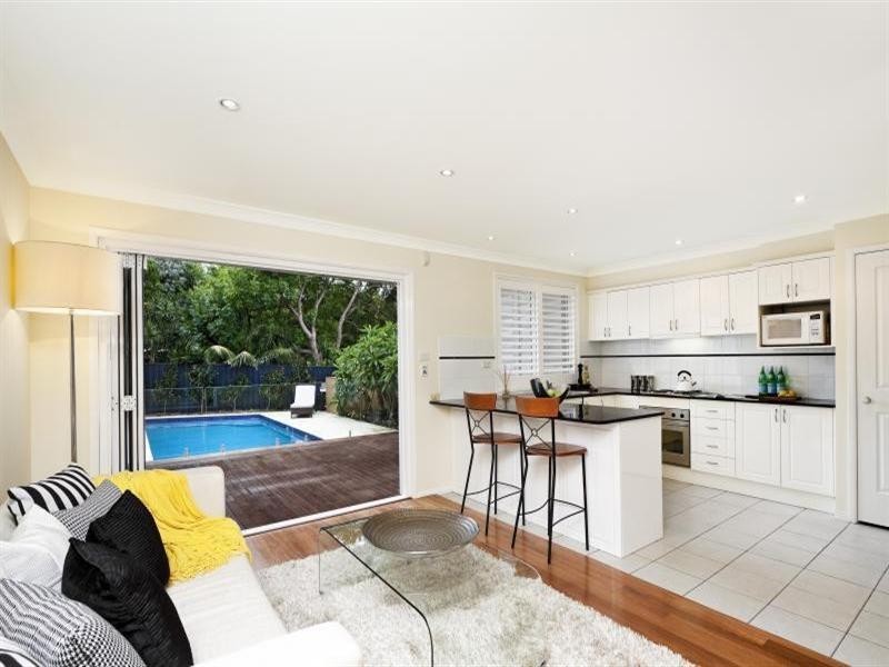 99B Macquarie Street, Chifley NSW 2036