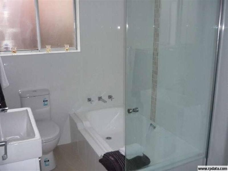 2/17 Carr Street, Coogee NSW 2034