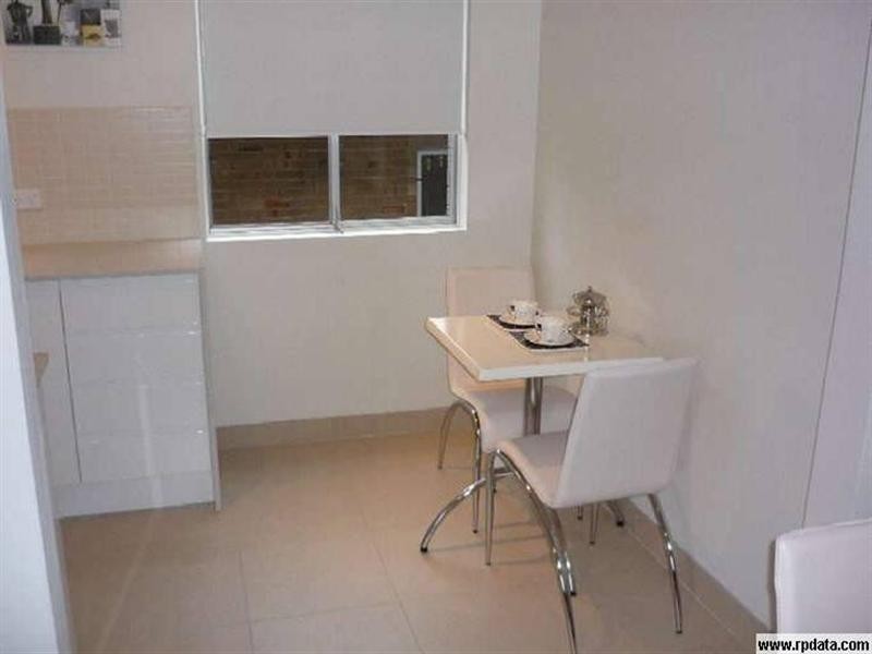 2/17 Carr Street, Coogee NSW 2034