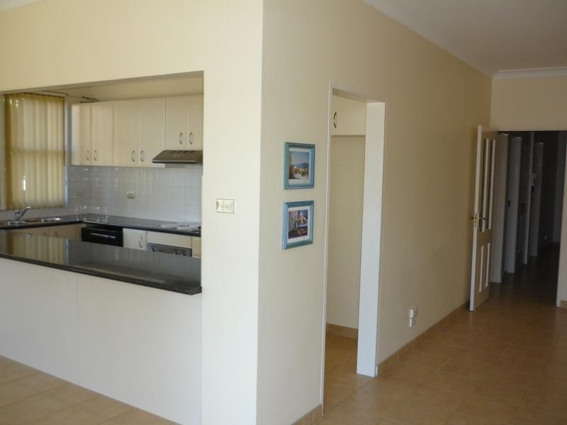 2/127 Clareville Avenue, Dolls Point NSW 2219