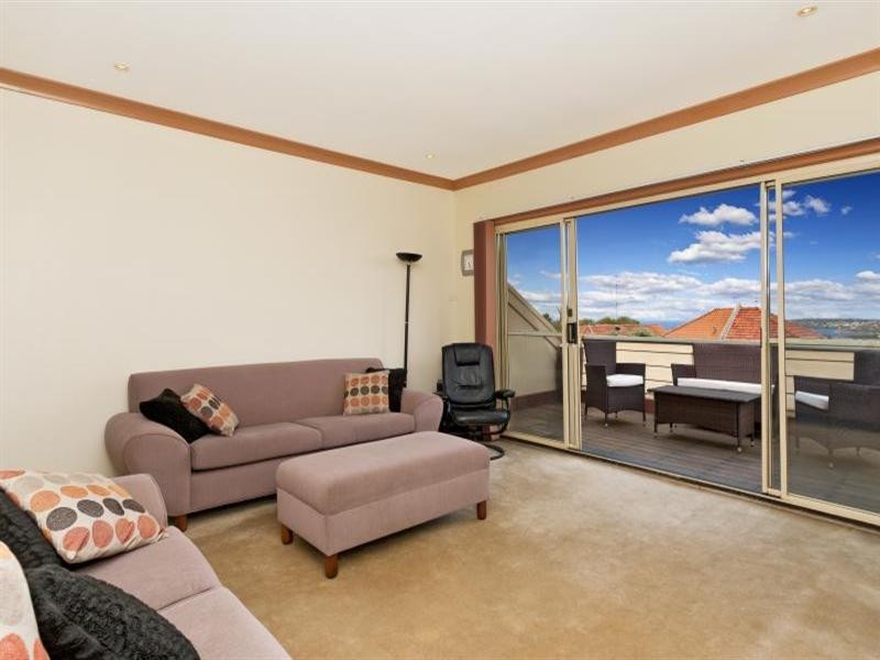 18 Busby Parade, Bronte NSW 2024