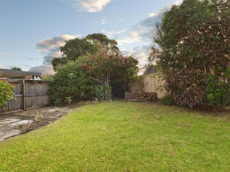 72 Macquarie Street, Chifley NSW 2036