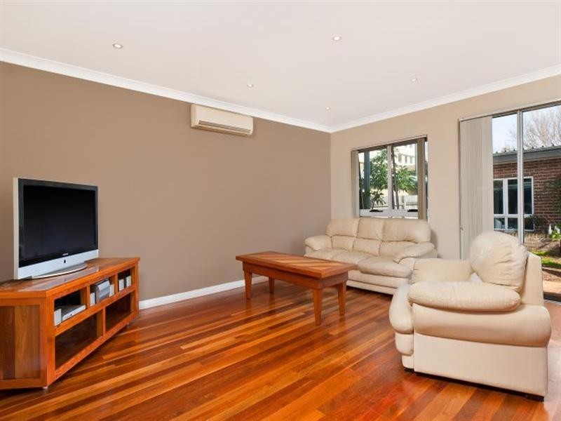 52 Hardie Street, Mascot NSW 2020