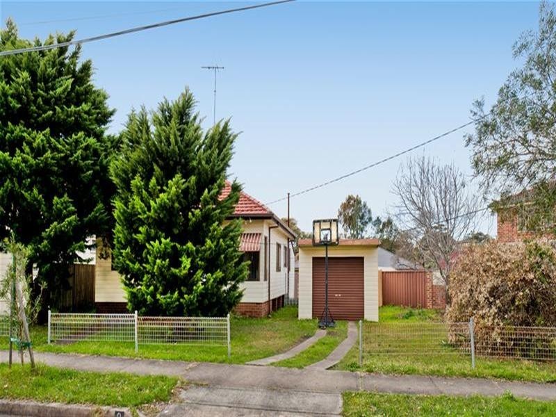 9 Wills Avenue, Chifley NSW 2036