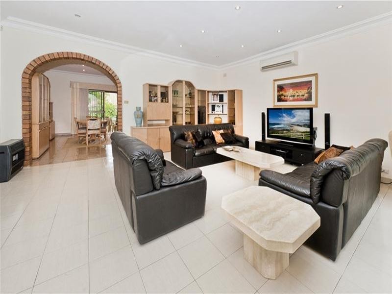 6 Towner Gardens, Pagewood NSW 2035