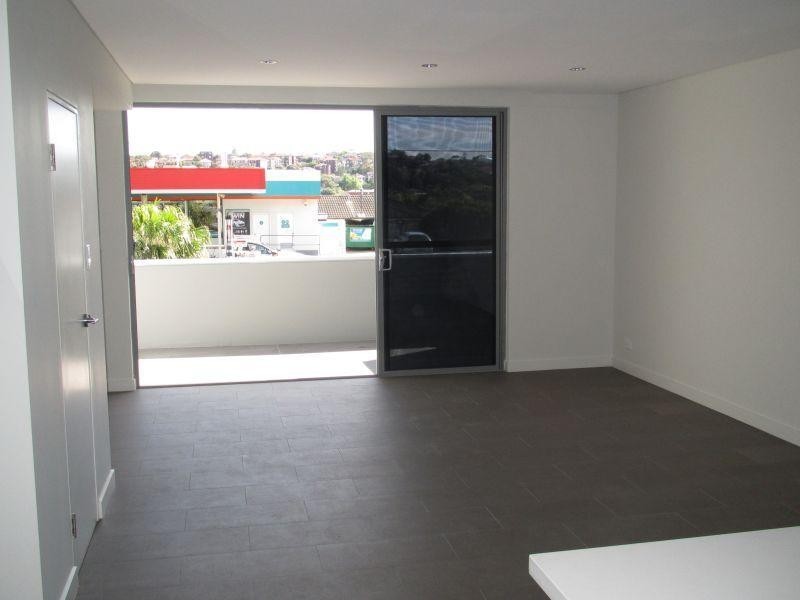 143 Coogee Bay Road, Coogee NSW 2034