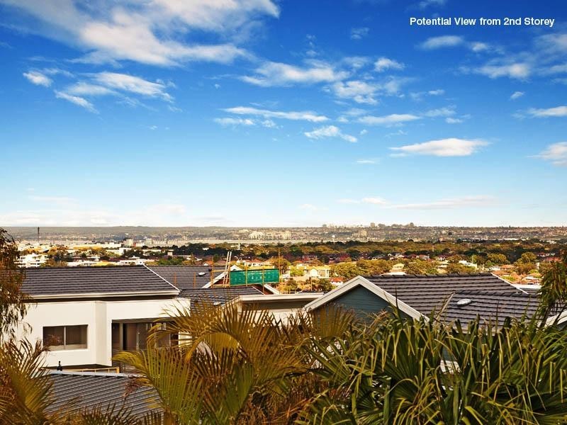 138 Moverly Road, South Coogee NSW 2034