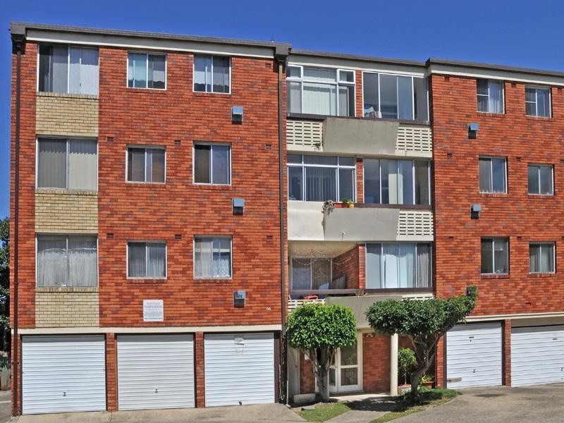 66 Mascot Drive, Eastlakes NSW 2018