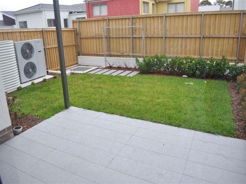 27 Asturias Avenue, South Coogee NSW 2034