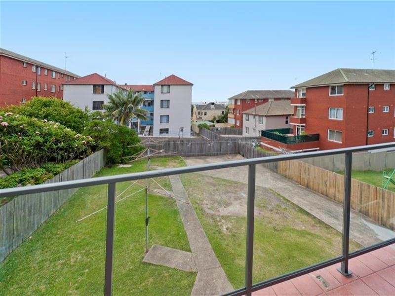2/15 Bona Vista Avenue, Maroubra NSW 2035