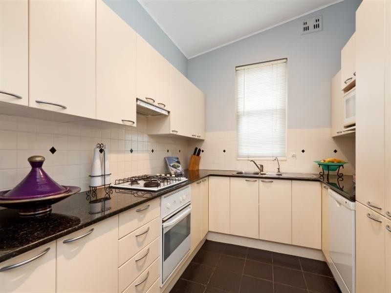 13 Evelyn Street, South Coogee NSW 2034