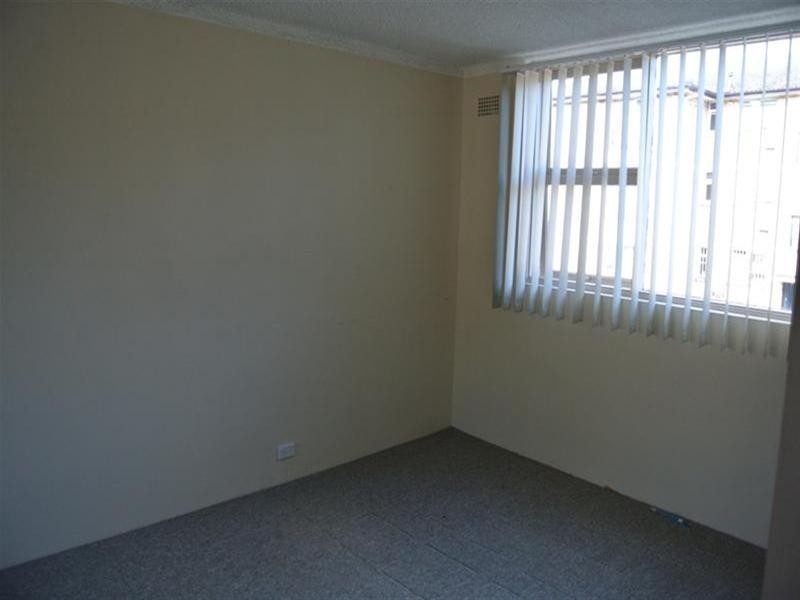 8/6 Hearne Close, Eastlakes NSW 2018