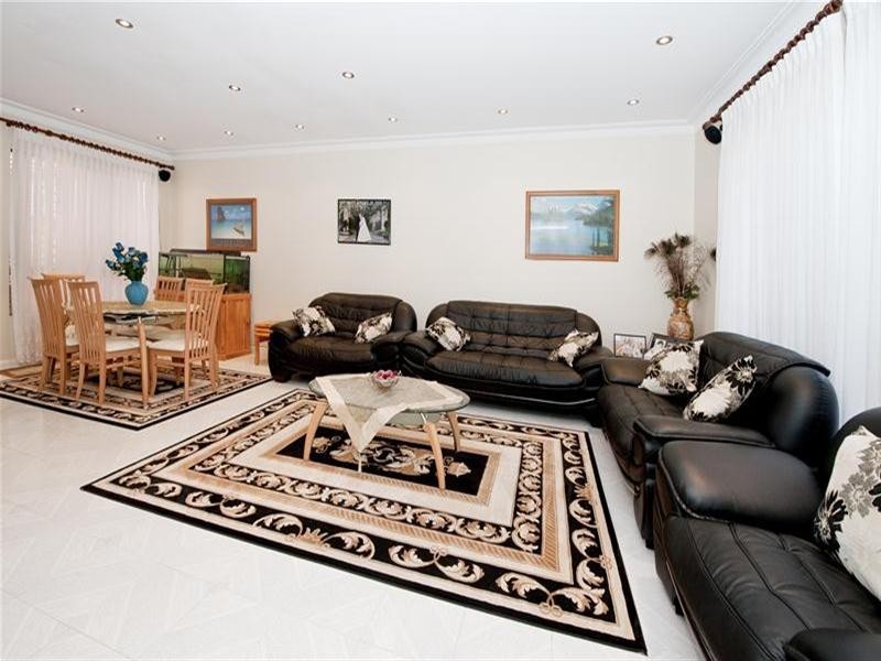 63 Frogmore Street, Mascot NSW 2020