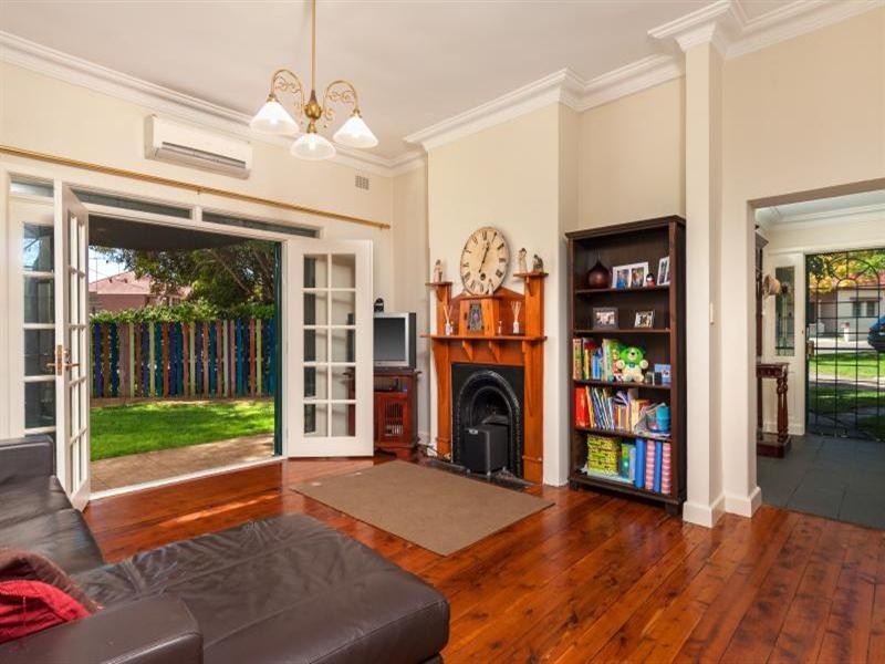 33 Wark Avenue, Pagewood NSW 2035