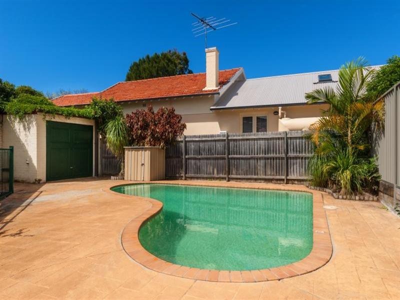 33 Wark Avenue, Pagewood NSW 2035