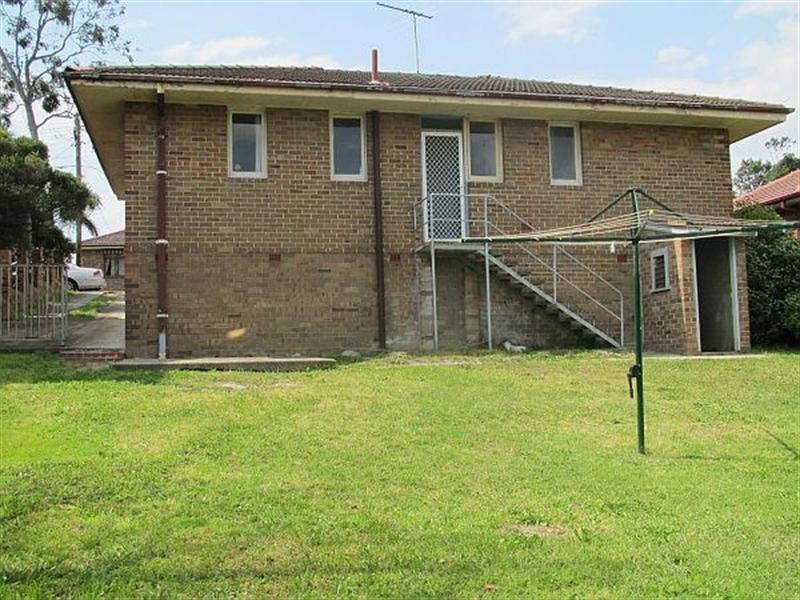 68 Lasseter Avenue, Chifley NSW 2036