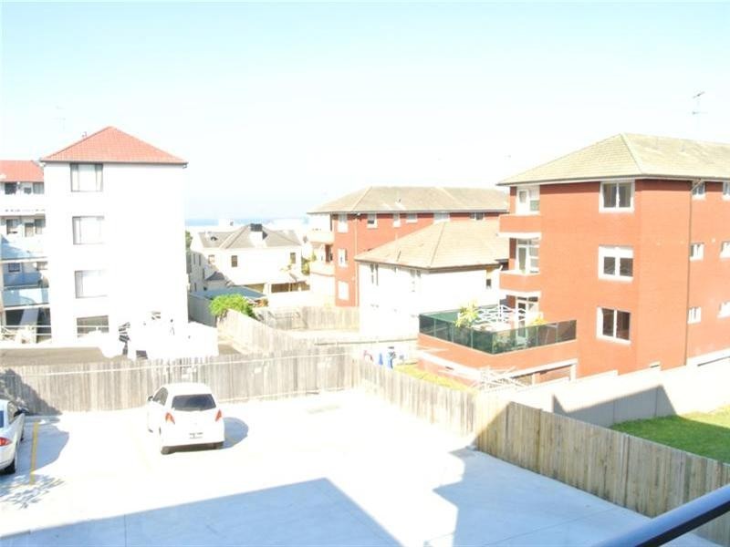 2/15 Bona Vista Avenue, Maroubra NSW 2035