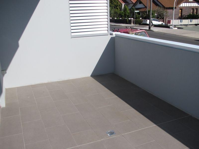 2/143 Coogee Bay Road, Coogee NSW 2034