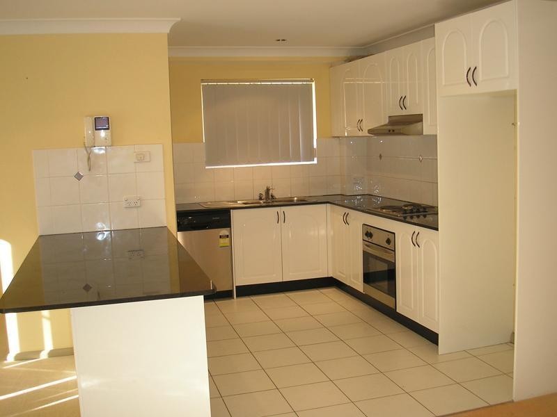 27 New Orleans Crescent, Maroubra NSW 2035