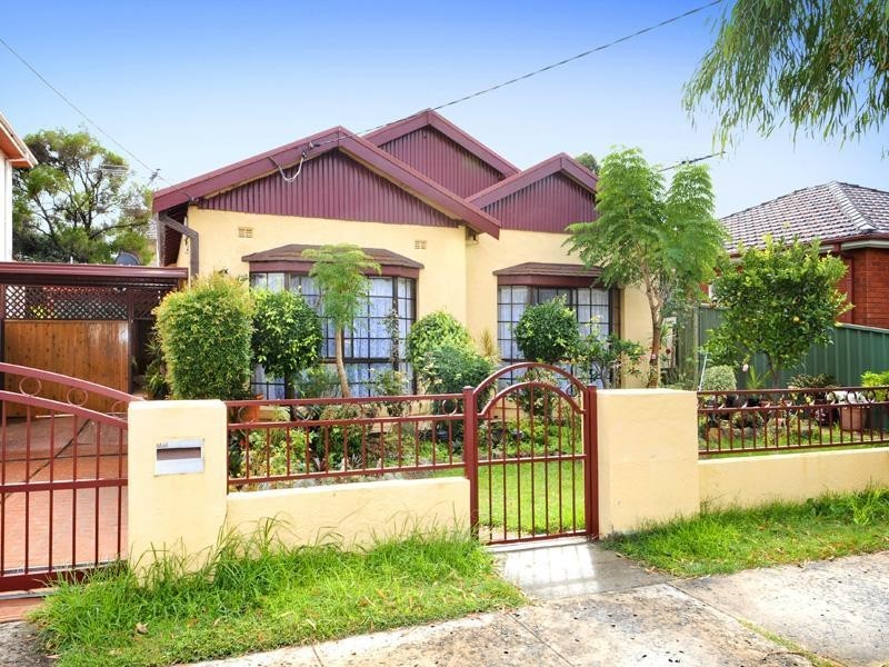 10 Harry Street, Eastlakes NSW 2018