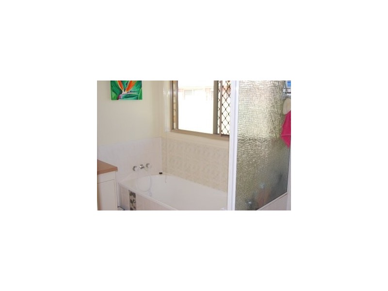 4 NOUMEA Place, Forest Lake QLD 4078