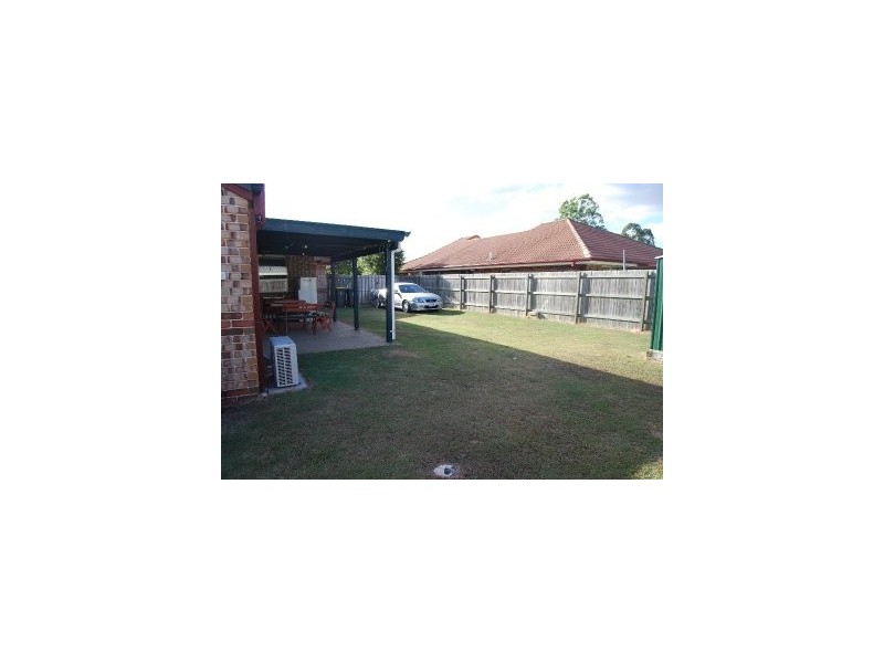 3 BANNISTER Place, Forest Lake QLD 4078